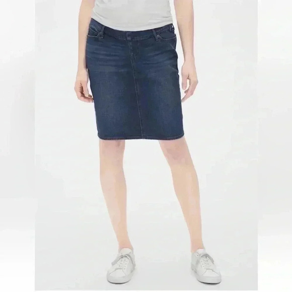 GAP Maternity Full Panel Denim Skirt Dark Wash Size  4 - Picture 7 of 9
